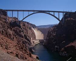 Különleges építmények: A Hoover gát hídja