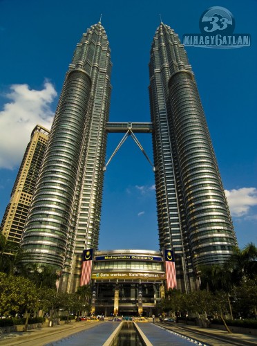 Különleges építmények: A Petronas-torony (2004)