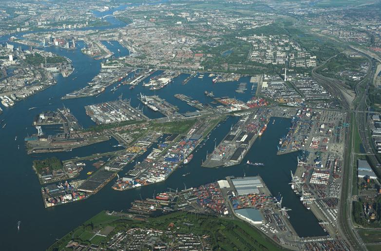Különleges építmények: Rotterdam kikötője