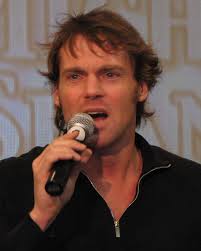 Michael Shanks